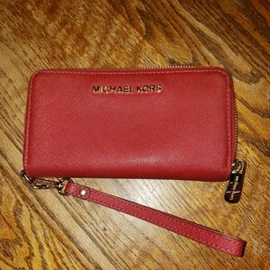 Michael Kors wallet/wristlet